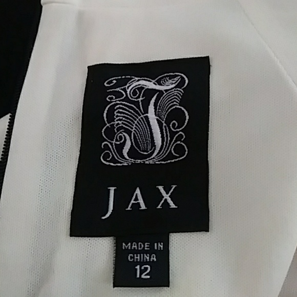 Brand New Jax Dress - Picture 3 of 3